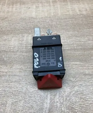Volkswagen Polo III 6N 6N2 6NF Hazard light switch 6N0953235 6N0953235A