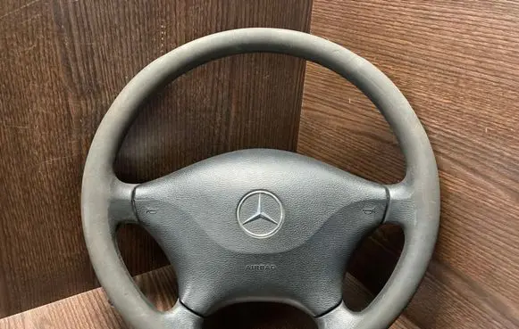 Mercedes-Benz Sprinter W906 Steering wheel 9064640201 9068601202 306351199162