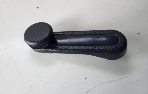 Toyota Auris E180 Front door window winding handle 6926002020