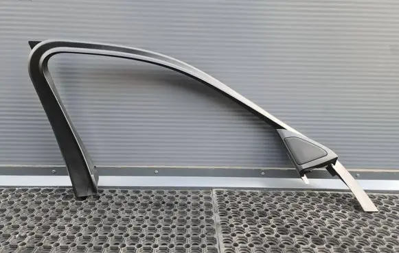 BMW X6 G06 Front door window/glass frame 7455703 77931710