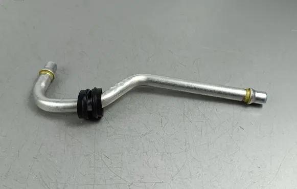 Jeep Wrangler Gearbox oil cooler pipe/hose 