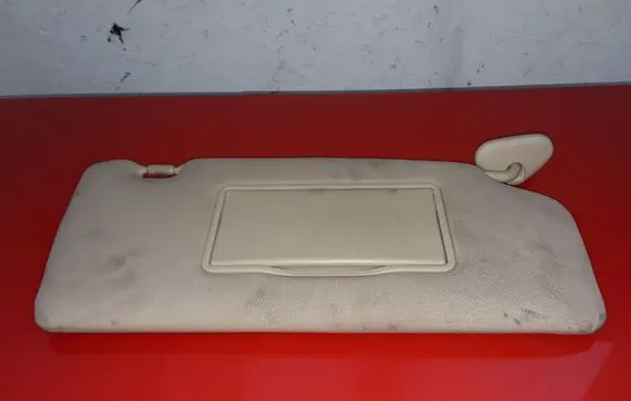 Subaru Tribeca Sun visor NOCODE