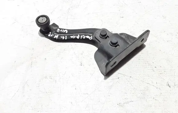 Chrysler Pacifica Sliding door upper roller guide/hinge 68235307AA