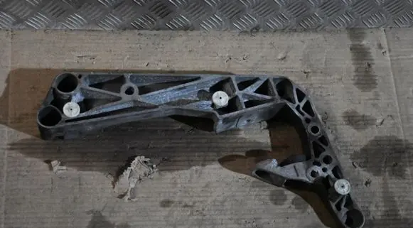 BMW X5 G05 Gearbox mount 8486998