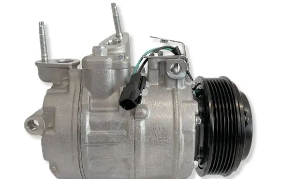Ford Edge I Air conditioning (A/C) compressor (pump) 4472806162