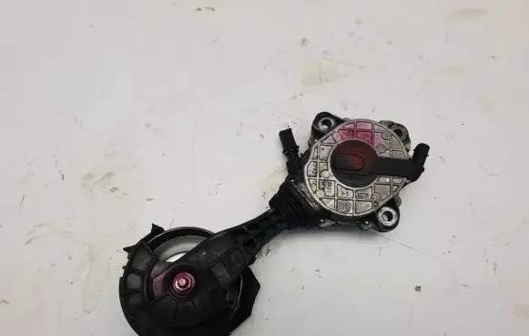 BMW 1 F20 F21 Timing belt tensioner 759883280