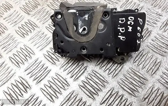 Peugeot 607 Front door lock