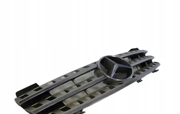 Mercedes-Benz ML W164 Front bumper upper radiator grill A1648800085