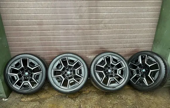 BMW XM R22 alloy rim 1543987 1543988