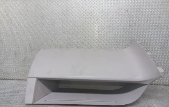 Glove box