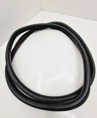 Citroen C4 II Rear door rubber seal (on body) 
