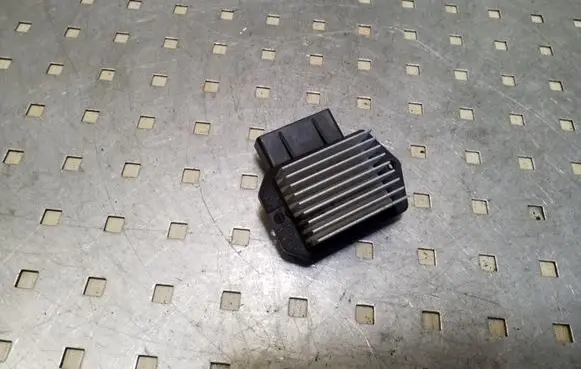 Mitsubishi Pajero Heater blower motor/fan resistor 4993002110