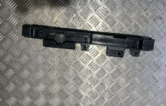 BMW 2 F22 F23 Sill/side skirt trim 51777268076