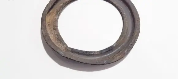Toyota Avensis T250 Front coil spring rubber mount 