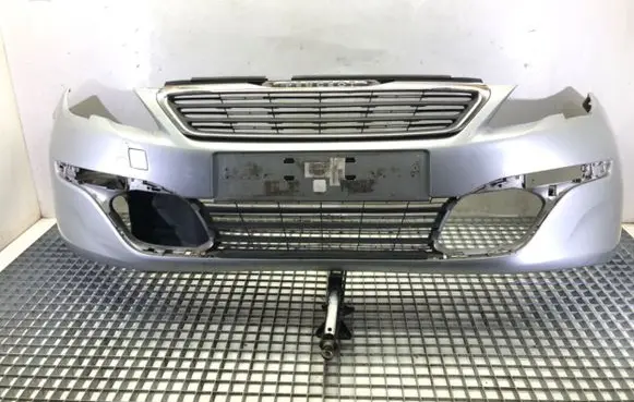 Peugeot 308 SW Front bumper