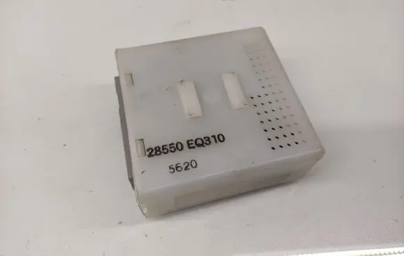 Nissan X-Trail T30 Comfort/convenience module 28550EQ310
