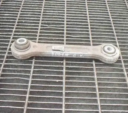 Maserati Quattroporte Rear upper control arm/wishbone 670006273