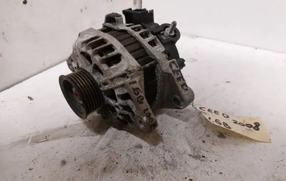 KIA Ceed Generator/alternator 2655447 373002B101 135V90A