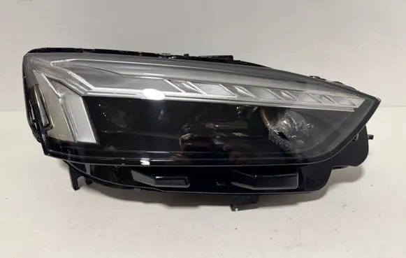 Audi A5 Headlight/headlamp 8W6941040