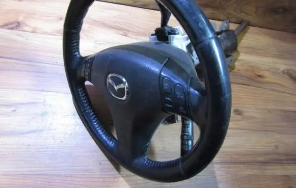 Mazda 6 Steering wheel