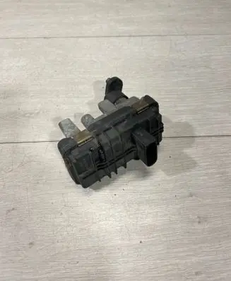 BMW 3 F30 F35 F31 Turbine electric control actuator 4933519411 6NW01043004