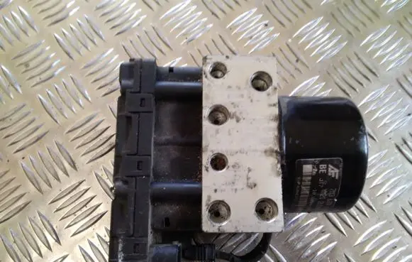 Volkswagen Sharan ABS Pump 1J0907379P 7M3614111H YM212L580BB