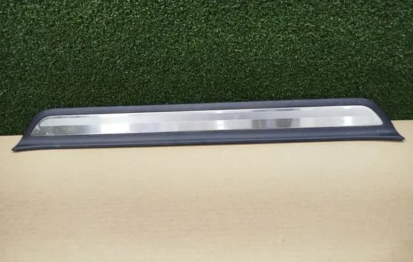 KIA Pro Cee'd III Front sill trim cover 85884J7000