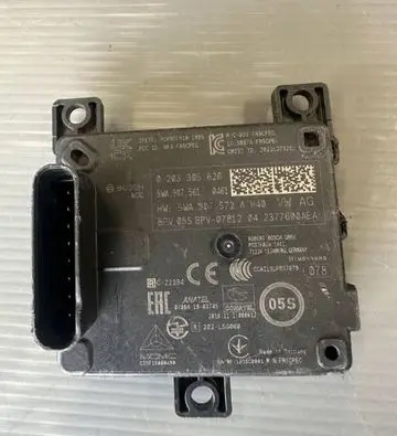 Volkswagen Golf VIII Distronic sensor radar 5WA907561 5WA907572A 979S08S070