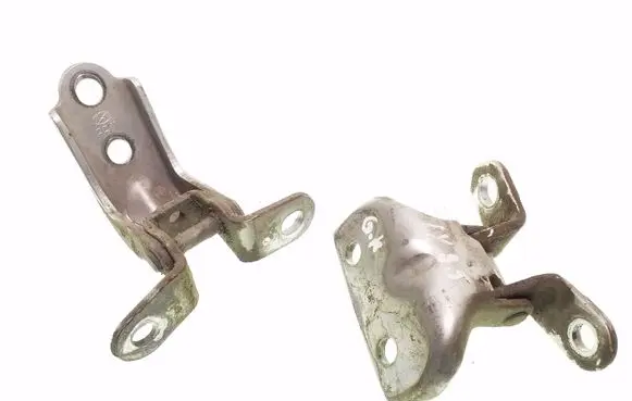 Rear door hinge set
