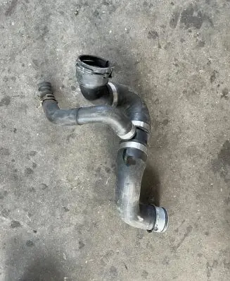 Mercedes-Benz S W222 Engine coolant pipe/hose 2225014891