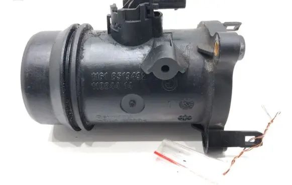 BMW 5 F10 F11 Mass air flow meter 8519492