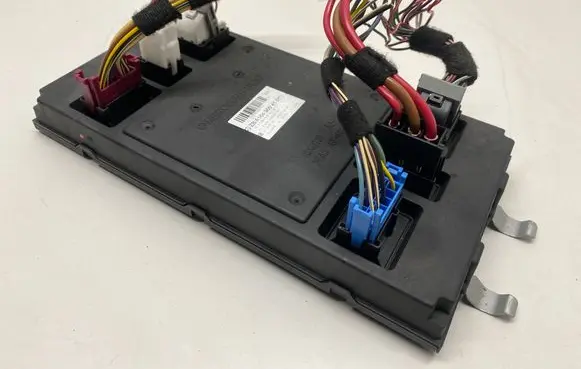 Mercedes-Benz ML W164 Comfort/convenience module A1649004101 499590900700 A16490215300