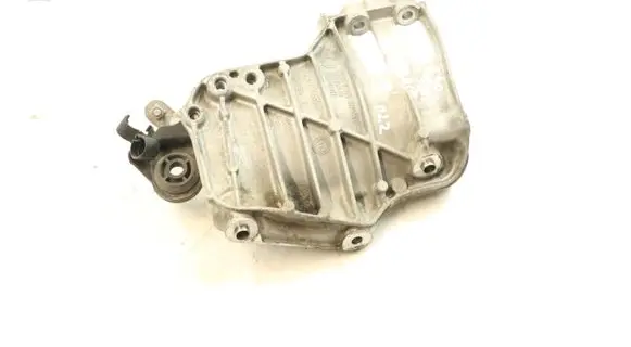 BMW 3 F30 F35 F31 A/C compressor mount bracket 7585167 68572910