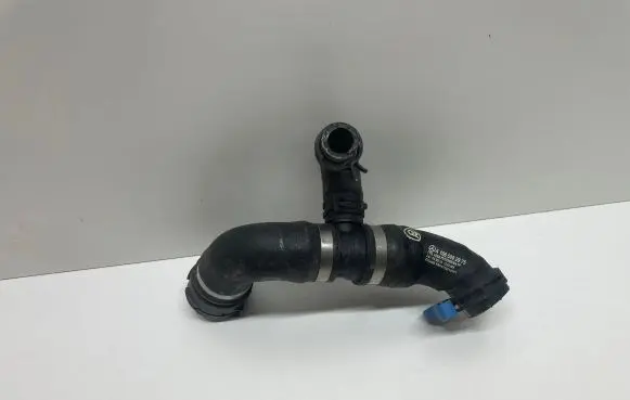 Mercedes-Benz GLE (W166 - C292) Engine coolant pipe/hose A1665002975