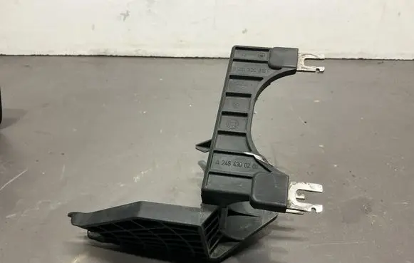Mercedes-Benz B W246 W242 ABS pump bracket A2464300201