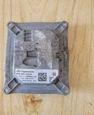 Audi A4 S4 B8 8K Headlight ballast module Xenon 8K0907472A