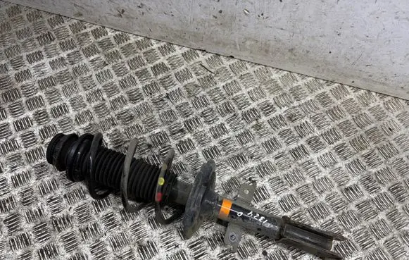 Renault Captur II Front shock absorber/damper