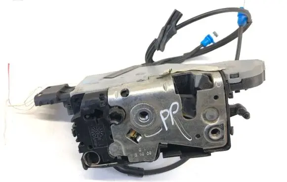 Citroen C4 Grand Picasso Front door lock 24099816