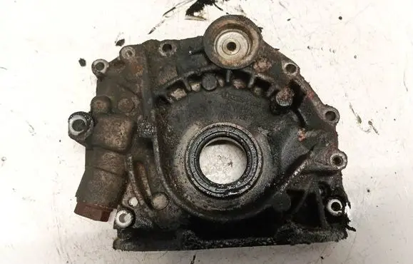 Audi 100 S4 C4 Oil pump 034115109