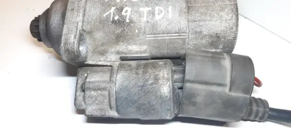 Volkswagen PASSAT B5.5 Starter motor 02Z911023H