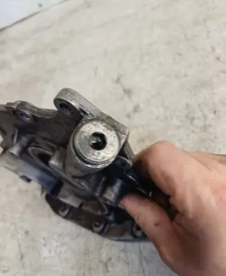 Ford Focus C-MAX Oil pump 0070905177 72804800 9652426380