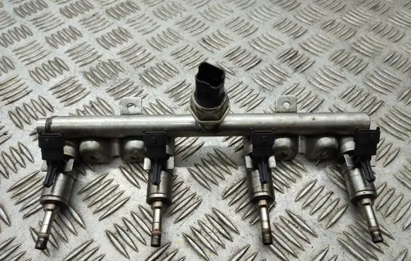 Fuel injectors set