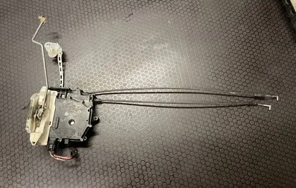 Front door lock