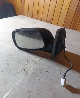 Toyota Corolla E120 E130 Front door electric wing mirror E11015440 SKH563678 E11025440