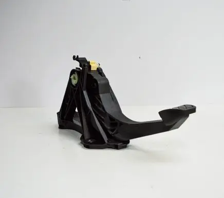 Clutch pedal