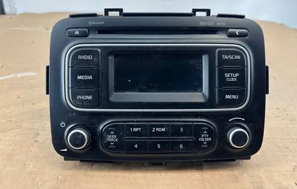 KIA Carens III Radio/CD/DVD/GPS head unit AM110A4EE 5221620 96170A4610CAM