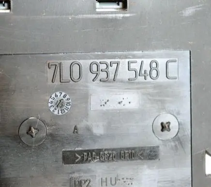Audi Q7 4L Fuse box set 7L0937548C