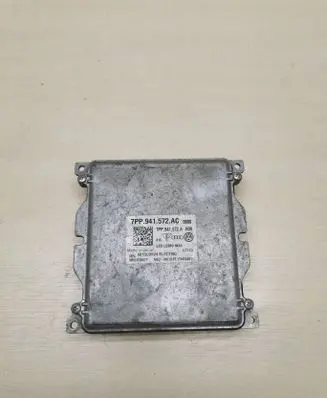 Audi Q7 4M Headlight ballast module Xenon 7PP941572AC W003T25077 7PP941572A