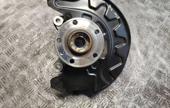 Skoda Superb B8 (3V) Front wheel hub spindle knuckle 5Q0407257C