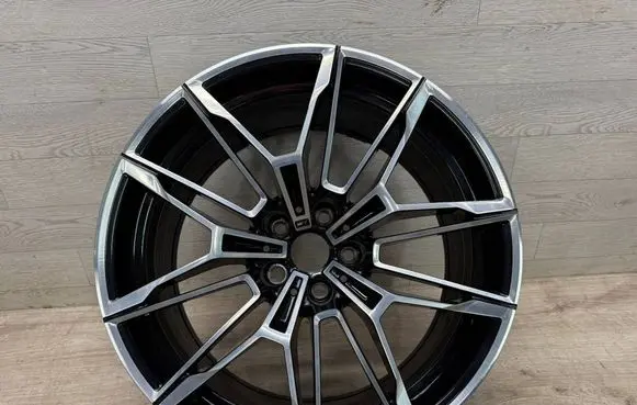 R19 alloy rim